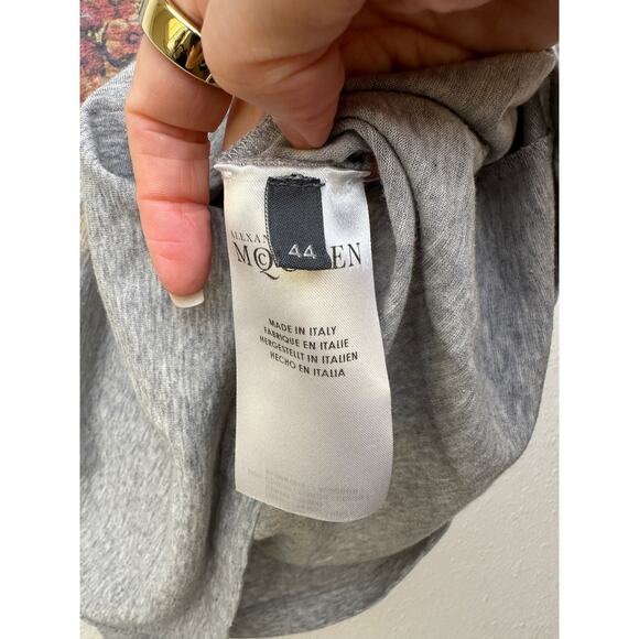 Alexander McQueen Lion Butterfly Graphic T-Shirt Gray IT 44 (US 8) - Picture 7 of 12